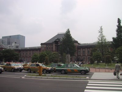 JR Tokyo station Marunouchi entrance 