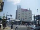 金沢八景駅前交差点で右折、横須賀街道（国道１６号）へ