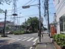 藤沢街道（国道４６７号）　大和桜ヶ丘郵便局角で右折