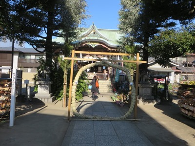 石浜通り　今戸神社　茅の輪が飾られた叉木