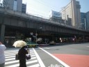 外堀通り　新橋駅銀座口前交差点で左折
