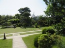 城山公園　旧吉田茂邸　玄関から日本庭園へ下る