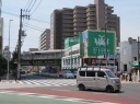 野毛大通り　日ノ出町交差点で左折、横浜駅根岸道路（市道８０号）へ