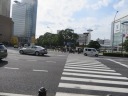  汽車道入口　日本丸交差点でみなとみらい大通りを渡り、左折 