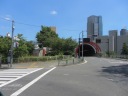 都道赤坂杉並線（都道４１３号）　乃木坂トンネル前交差点