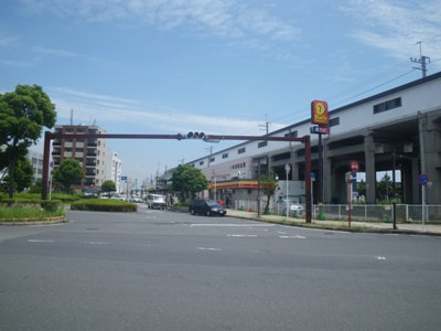 若潮通り 市川塩浜駅手前で左折、湾岸道路に合流