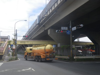 湾岸道路(国道357号) 栄町交差点