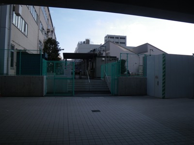 横須賀線 武蔵小杉駅 NEC通用口