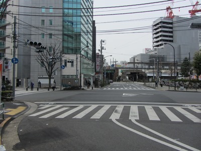 宮仲公園通り(旧癌研通り)を進んで大塚駅へ