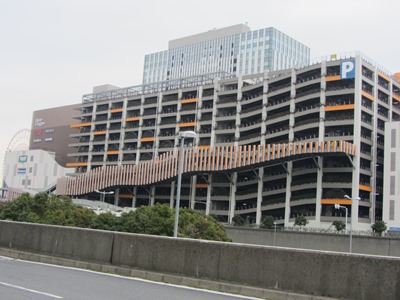 湾岸道路(国道357号) お台場中央交差点 ダイバーシティ 東京プラザ