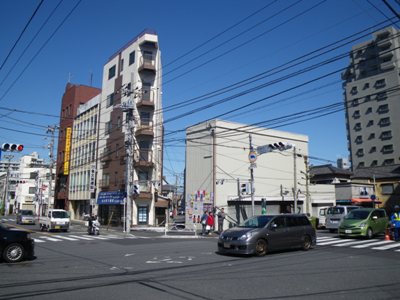桜橋通り 向島四丁目交差点で右折、曳舟川通りへ