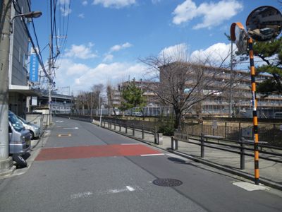 小菅 東京拘置所沿いの裏門堰沿いに北上