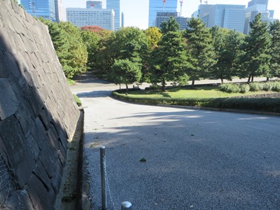 皇居 東御苑 汐見坂を下り、二の丸公園へ