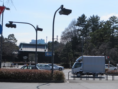 北の丸公園 代官町通り 乾門