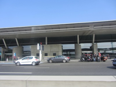 パリ ドゴール空港 自動車乗り場