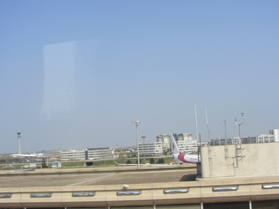 パリ 市内へのバスからの風景 ドゴール空港