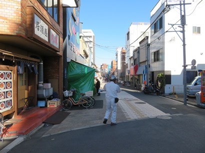いろは会商店街 土手通り側入口