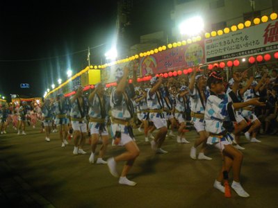 阿波踊り 南内町演舞場 日立連・まんじ連