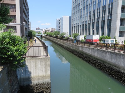 永代通り　大横川西支川に架かる福島橋