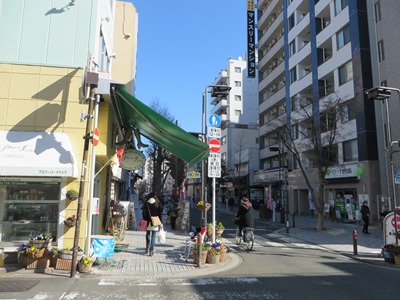 イセザキモールを北上 6丁目商店街