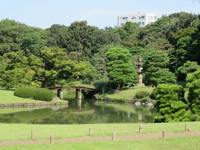 六義園 中の島 田鶴橋