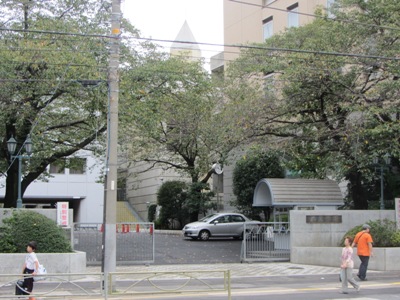 春日通り 跡見学園