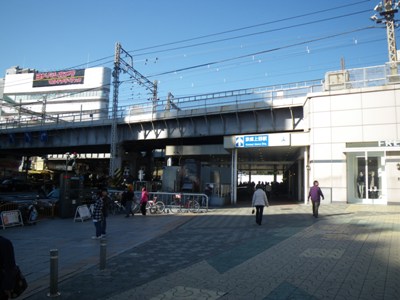 中央通り 上野駅正面口を経て、広小路口へ
