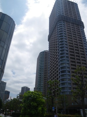 中央大橋南詰 リバーシティ21