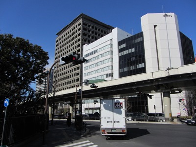 国道246号 平河町交差点で左折、青山通り(国道246号)へ