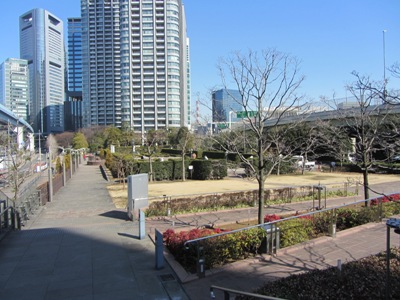 汐留シオサイト 連絡歩道 港区立イタリア公園