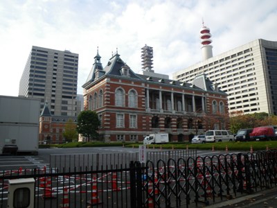 内堀通り 赤レンガの旧法務省本館