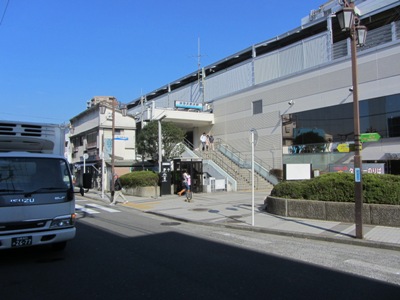 京急 久里浜線の北側を北上