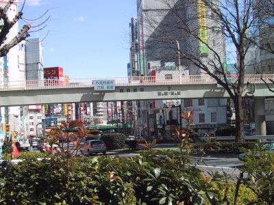 The Oume Highway progresses to the Shinjuku Big Guard