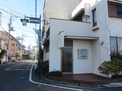 豊島園通り 春日町一丁目交差点で右折、住宅街を北上